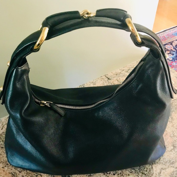 Gucci Handbags - Authentic Gucci Leather Black Handbag